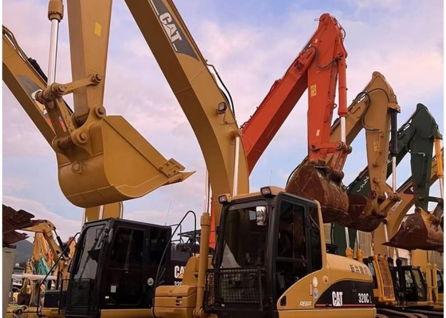 CAT 320C — гусеничный экскаватор