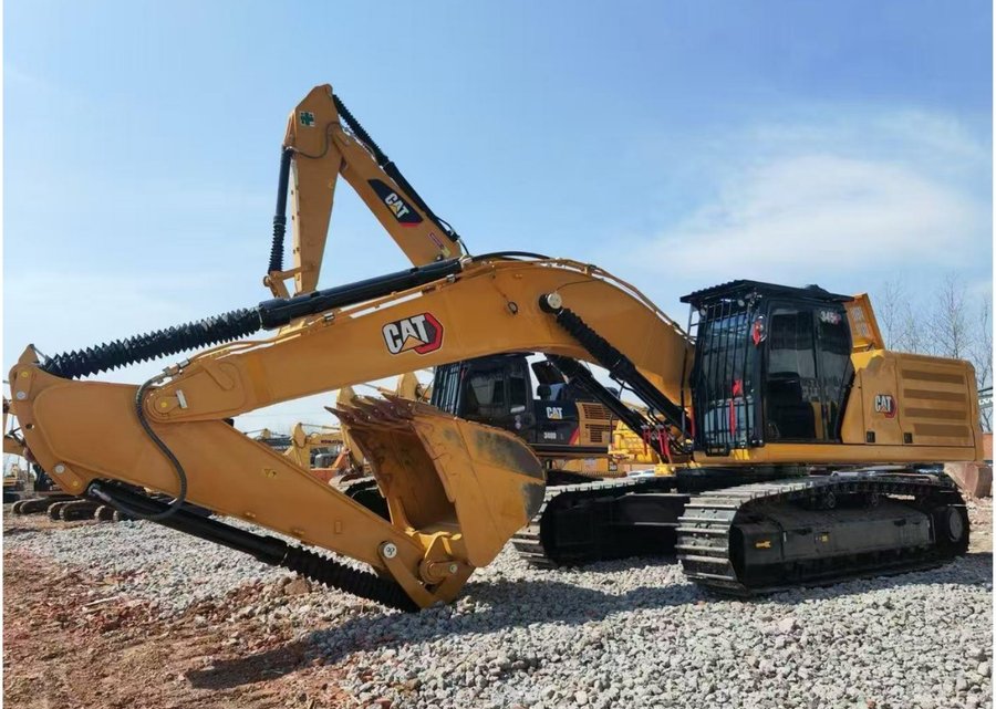 CAT 345 — гусеничный экскаватор