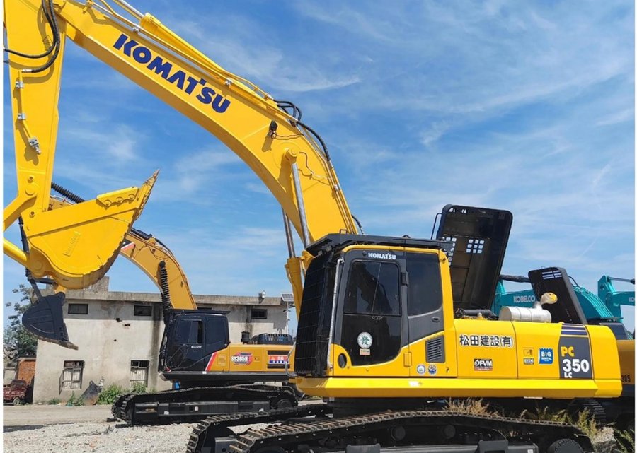 Komatsu 350 — гусеничный экскаватор