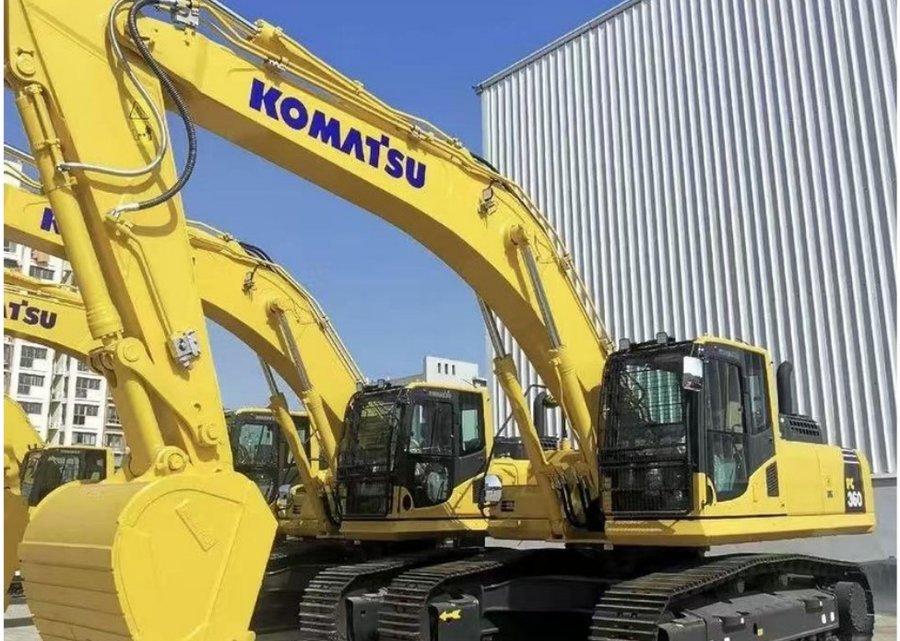 Komatsu 360 — гусеничный экскаватор